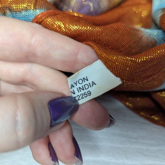 Elegant Collections Beautiful Made in India Square Colorful Scarf 32" x 32" - Picture 4 of 10